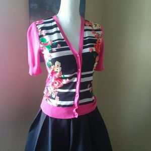 New York & Company sort sleeve blouse cardigan